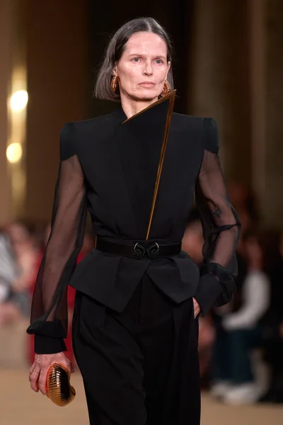 Look 55